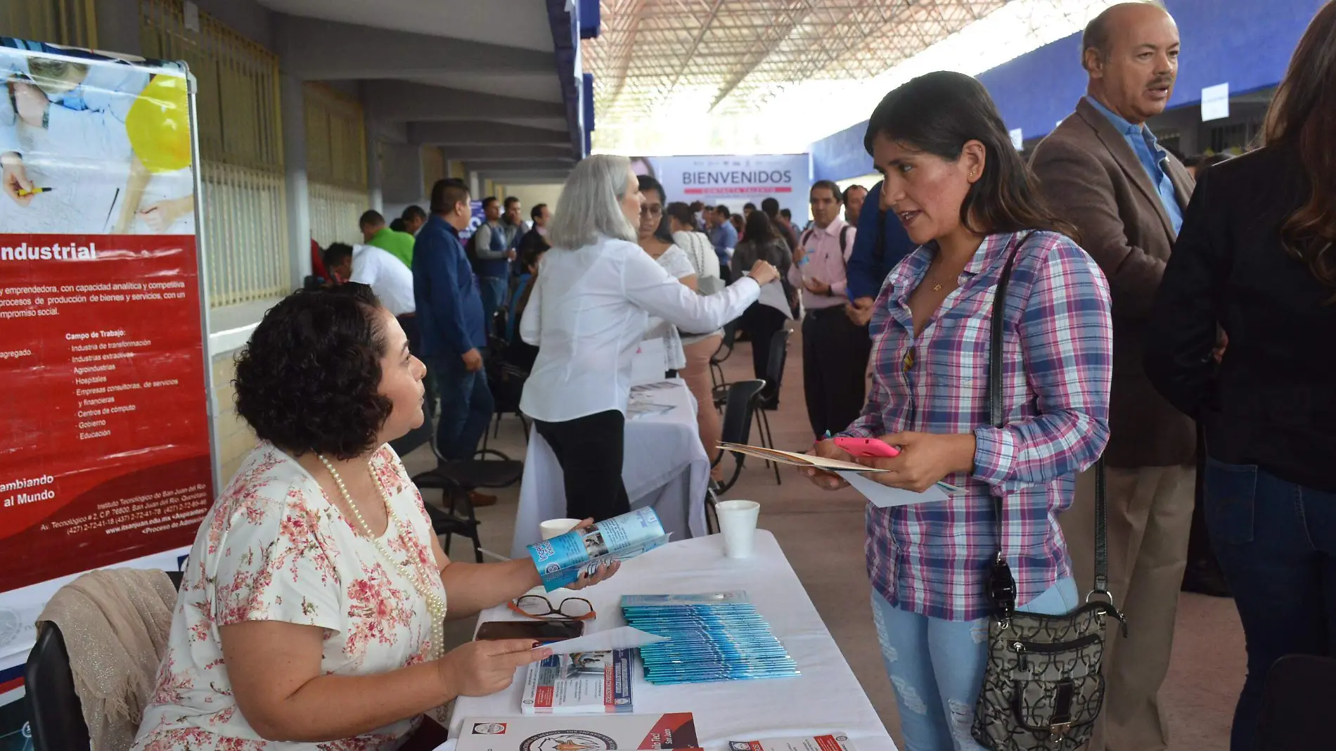 Posteriormente reagendarán la feria del empleo en San Juan del Río. Foto Luis Luévanos. El Sol de San Juan del Río.